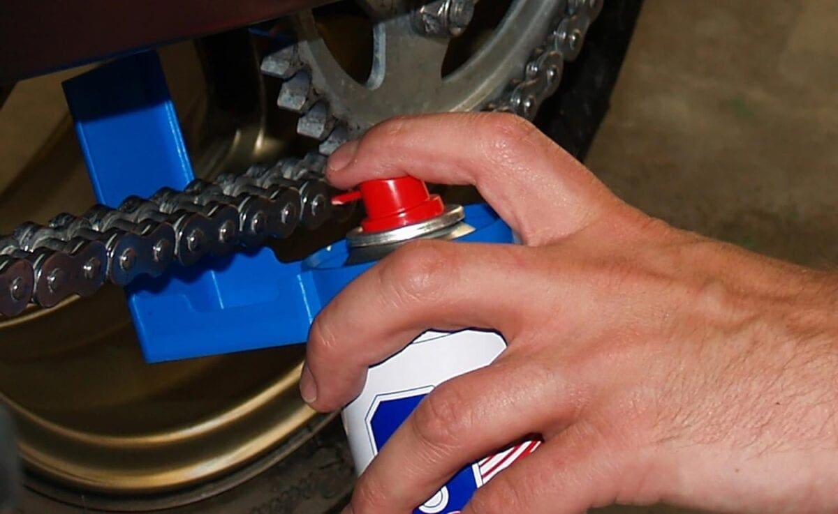 How to lube your motorcycle chain without the mess