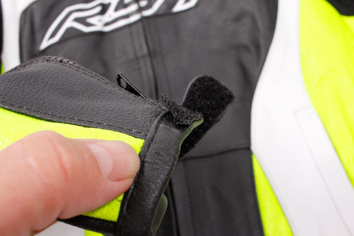 Beware of fake kit Comparing counterfeit and real RST jackets Motorcycle Sport Leisure