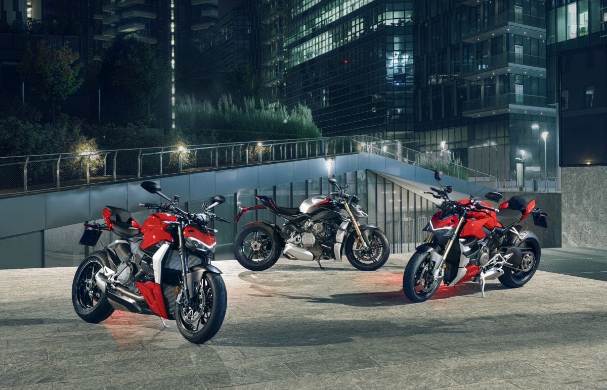 Ducati Streetfighter V2 and Streetfighter V4 SP - Motorcycle Sport & Leisure Ducati Streetfighter V2 and Streetfighter V4 SP - Motorcycle Sport & Leisure