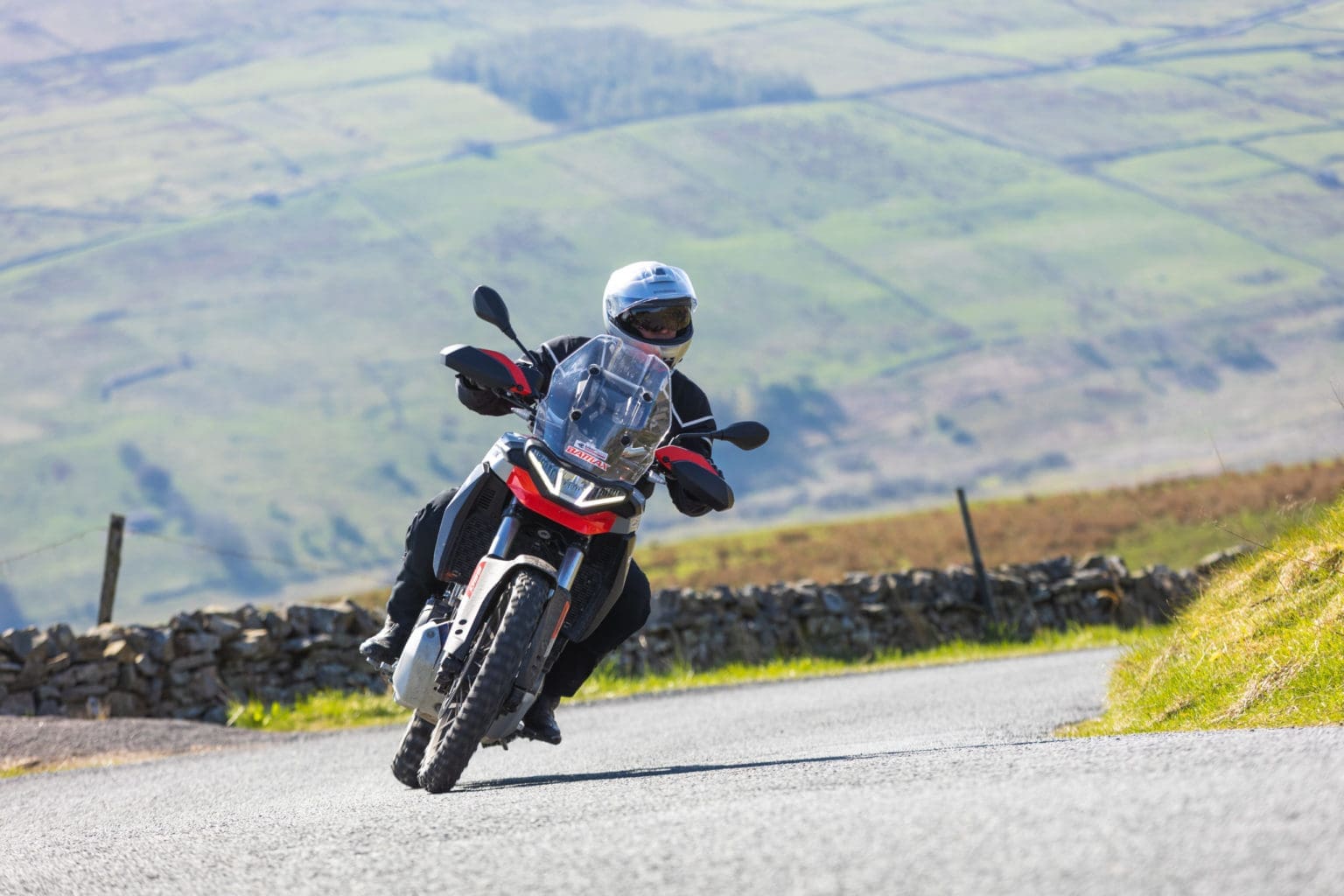 Best biking roads in the Yorkshire Dales Video, maps and .gpx files