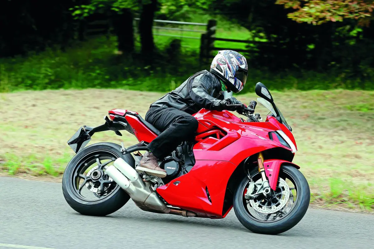 Ducati supersport hot sale
